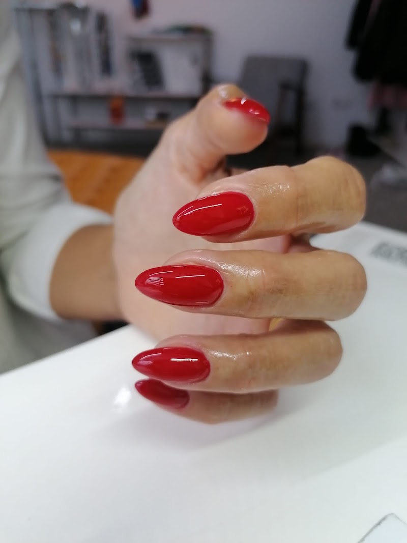 Dez Studio Hair & Nail Bar