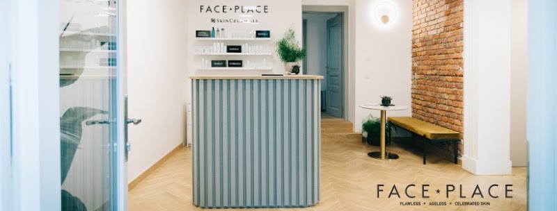 Face Place